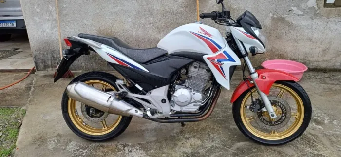 CB 300r Flex 2015 Capitão américa