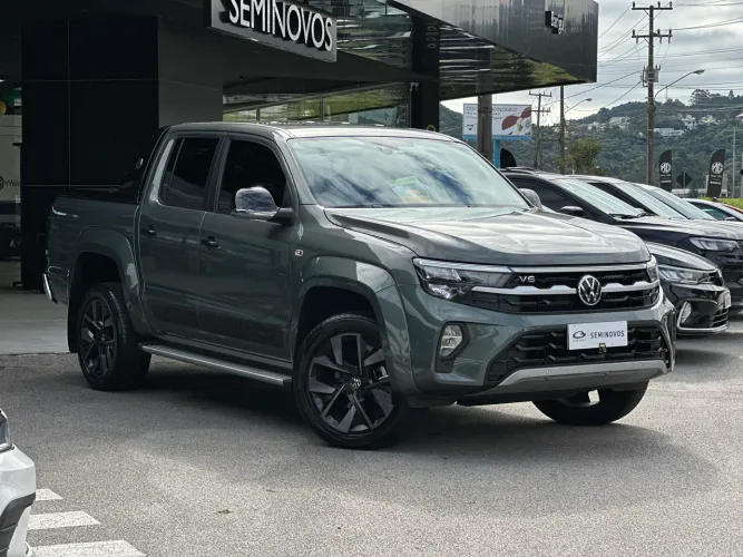Volkswagen Amarok Extreme CD 3.0 4X4 TB Dies. Aut. 2025