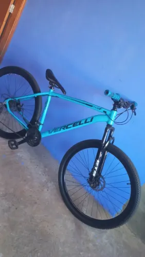 Vende-se bicicleta aro 29