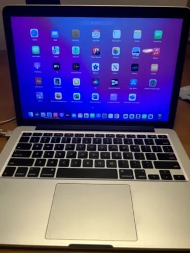 Macbook Pro 13 polegadas 8 GB i5 2015