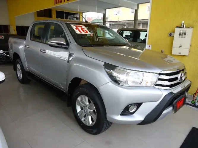 Toyota Hilux CD SRV 4X4 2.8 TDI Diesel Aut. 2016