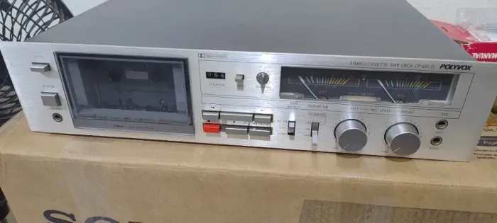 Tape Deck Polyvox CP-650D Sem detalhes.