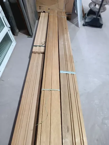 CAIXILHOS NOVOS MADEIRA DE LEI 12CM VENDE-SE