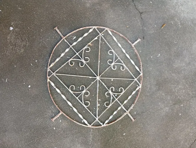 Tela de proteção 70x70 antiga