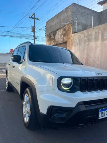 Jeep Renegade T270 1.3 TB 4X2 Flex Aut. 2024