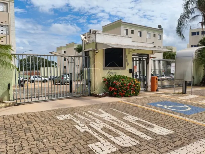 Locação de Apartamentos / Padrão na cidade de Araraquara