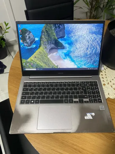 Notebook Samsung 4GB RAM - 256G - Core i3