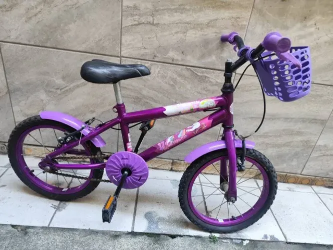 bicicleta infantil seminova pouco usada
