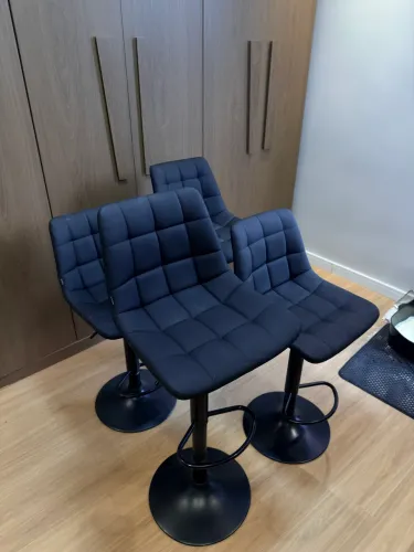 Kit com 4 banquetas MOBLY