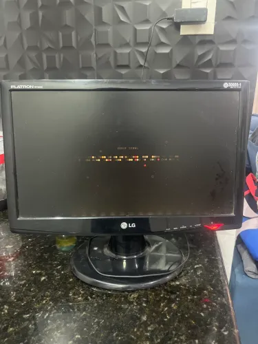 vende-se monitor usado 
