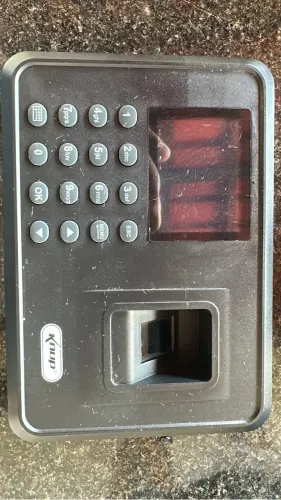 Relógio de ponto biométrico 1028