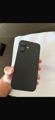 ? iPhone 16 256GB