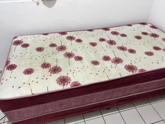 CAMA USADA / MOLA