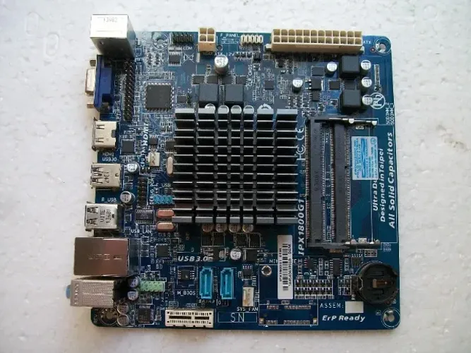 Placa Mãe I P X 1800 G1 ((( Com Defeito )))