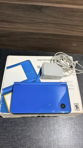 Nintendo DSi XL