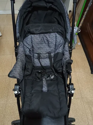 Carrinho de Bebê Cosco - reverse c/ Bebê Conforto