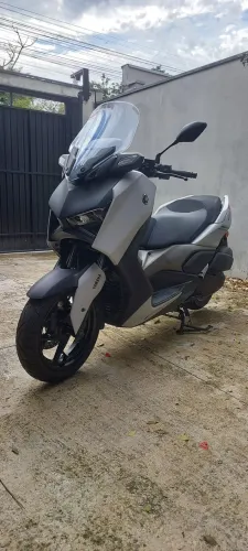 Xmax 250 praticamente nova