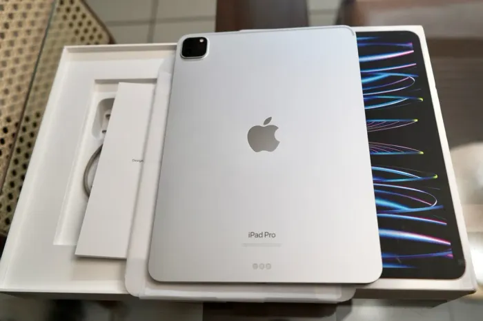 iPad Pro 11 polegadas (4ª geração) WI-FI 128gb Silver