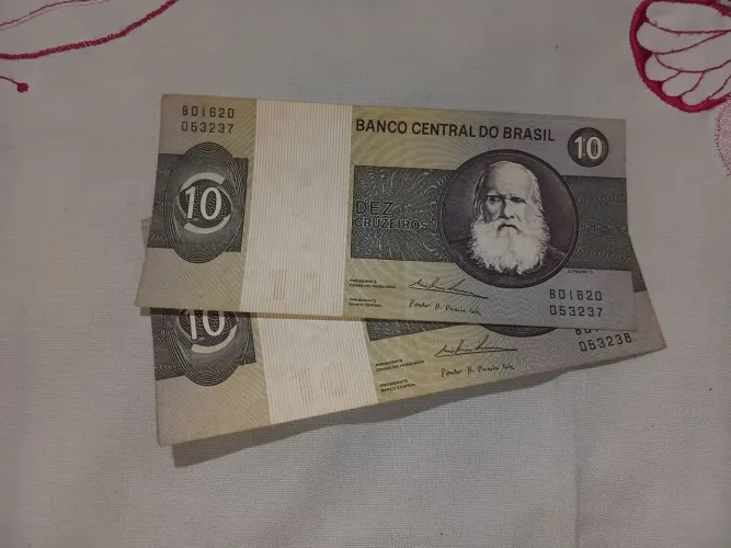 Duas notas de 10 Cruzeiros para Colecionadores