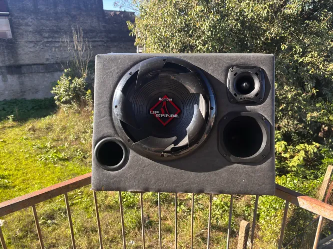 Vendo caixa trio