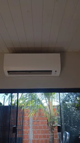 Instalação manutenção higienização de ar condicionado