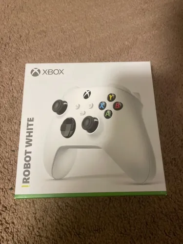 Controle Xbox series S X na caixa
