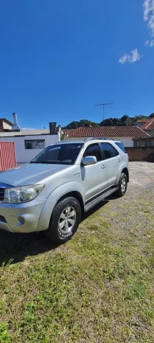 Toyota Hilux SW4 SR 4X2 2.7/ 2.7 Flex 16V Aut. 2009
