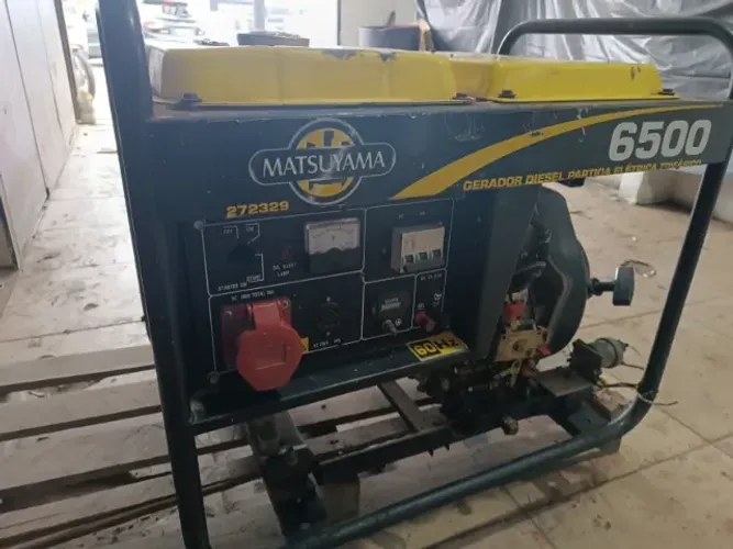 GERADOR TRIFASICO DIESEL
