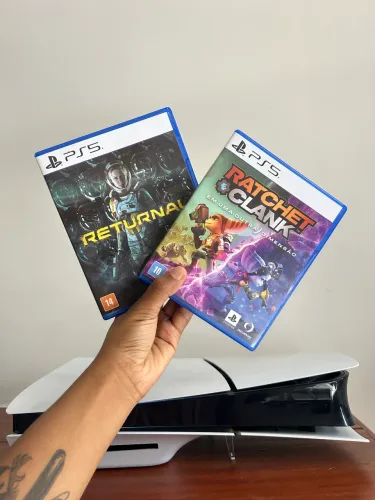 PlayStation 5 (PS5) com leitor de disco - completo