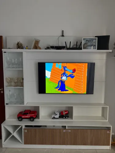 Estante de sala com cristaleira 