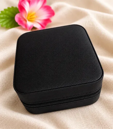Porta-joias portátil para viagem 10x10 cm | organizador de joias | cor preto