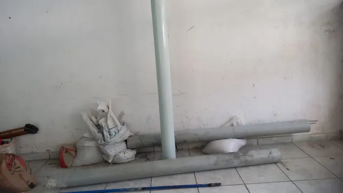 2 colunas de concretos, diâmetro 48 cm