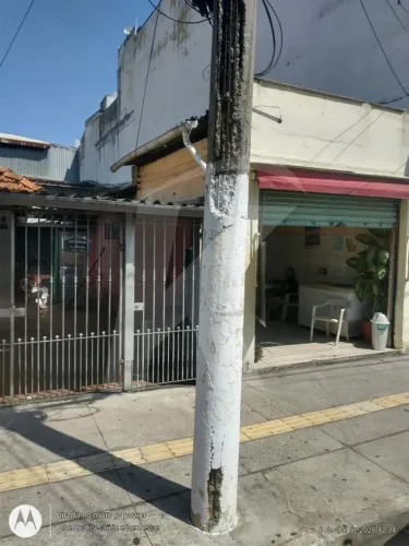 Terreno com Casa antiga