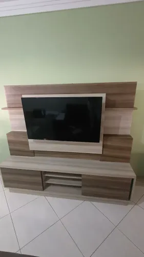 Rack com painel para TV 2,00 m + Led + Suporte para TV