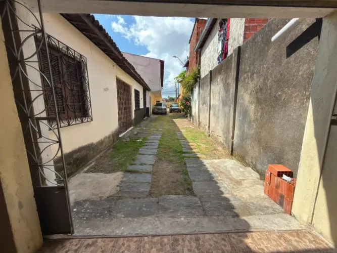 Casa para aluguel, 2 quarto(s), Lagoa Redonda, Fortaleza