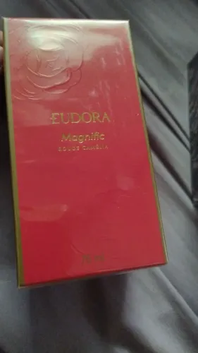 Eudora magnific rouge camélia