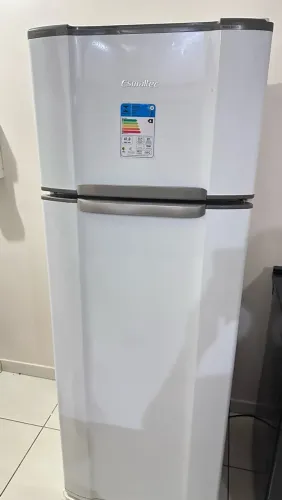 Geladeira Esmaltec