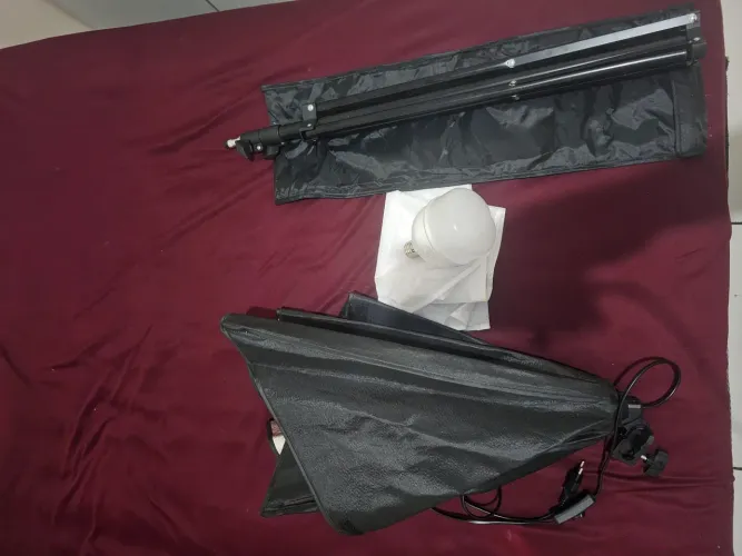 SOFT BOX + LAMPADA E27 BULBO 50W