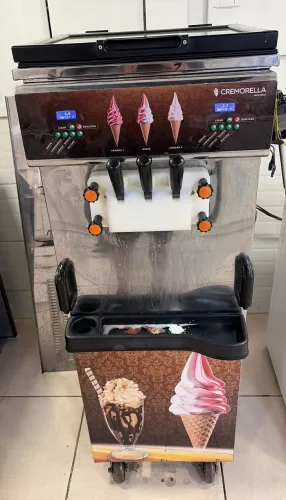 Máquina Sorvete Expresso Cremorella MSC300S