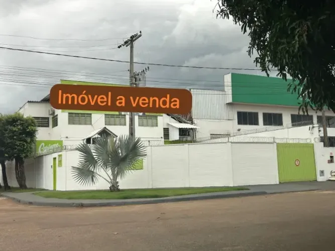 GALPÃO INDUSTRIAL 276 M2