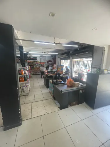 Vende - se Mini Mercado , Supermercado , Açougue 