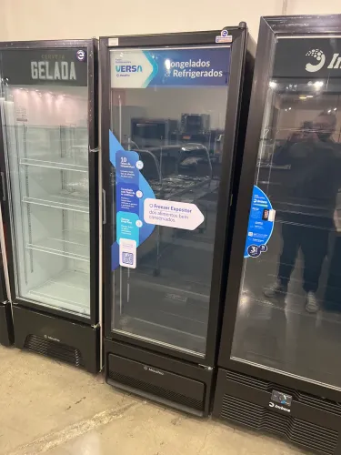 Freezer conservador - ar forçado - Metalfrio