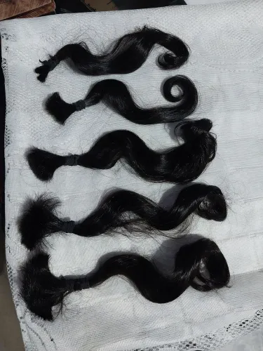 Vende-se lindo cabelo humano sem químicas.