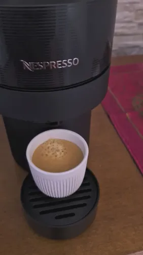Máquina de Café Nespresso Pop Vertuo