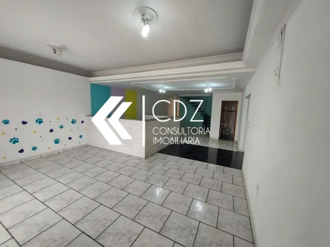 Casa com 3 Dormitórios à Locação no Parque Das Laranjeiras - Sorocaba/SP