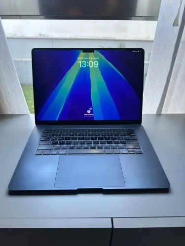 MacBook Air 15 pol M2 512Gb SSD 8Gb RAM