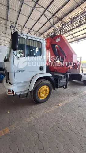 Caminhão Mercedes-Benz 2729 munck madal PK 32.080