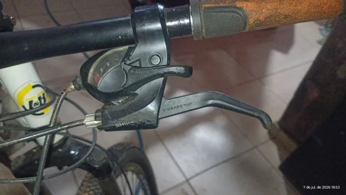Passadores Shimano Tourney 3x7 + Manetes V-Brake Originais