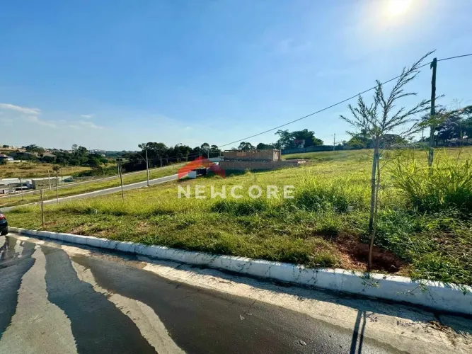 Lote em condomínio em Rua Primeiro de Maio - Nacional - Contagem/MG