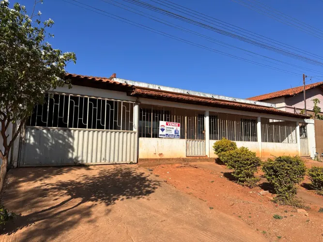 Casa na melhor rua de Olhos D?Água MG